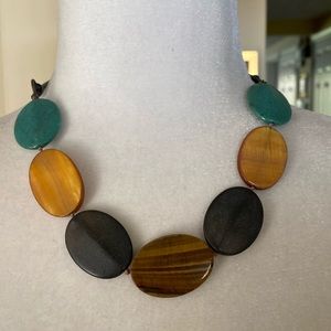 Adjustable 7 Stone Necklace.